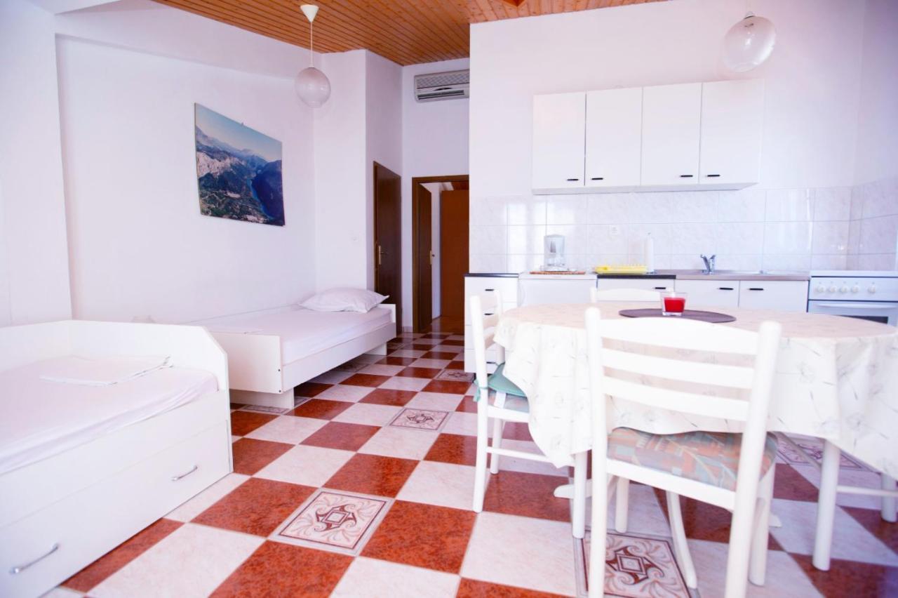 Villa Tomasovic Lokva Rogoznica Buitenkant foto