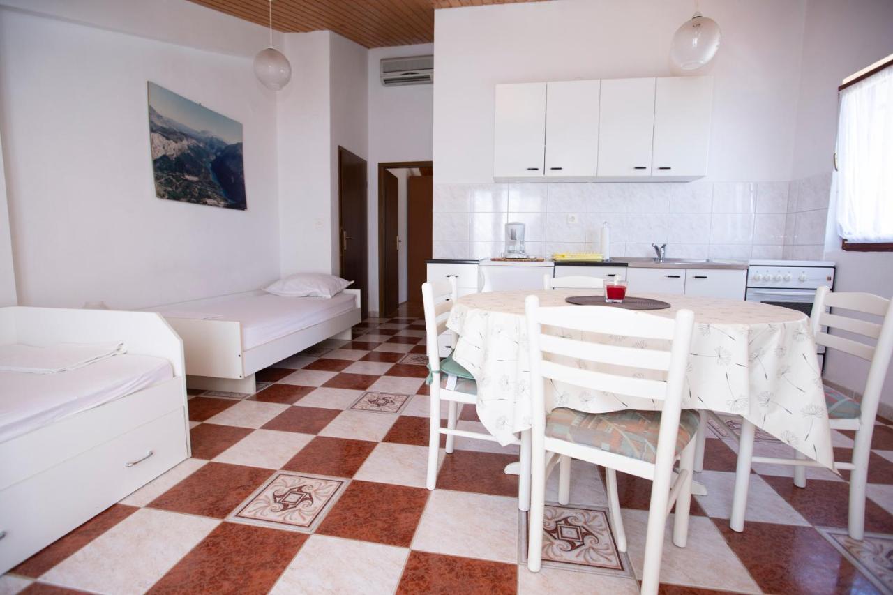 Villa Tomasovic Lokva Rogoznica Buitenkant foto