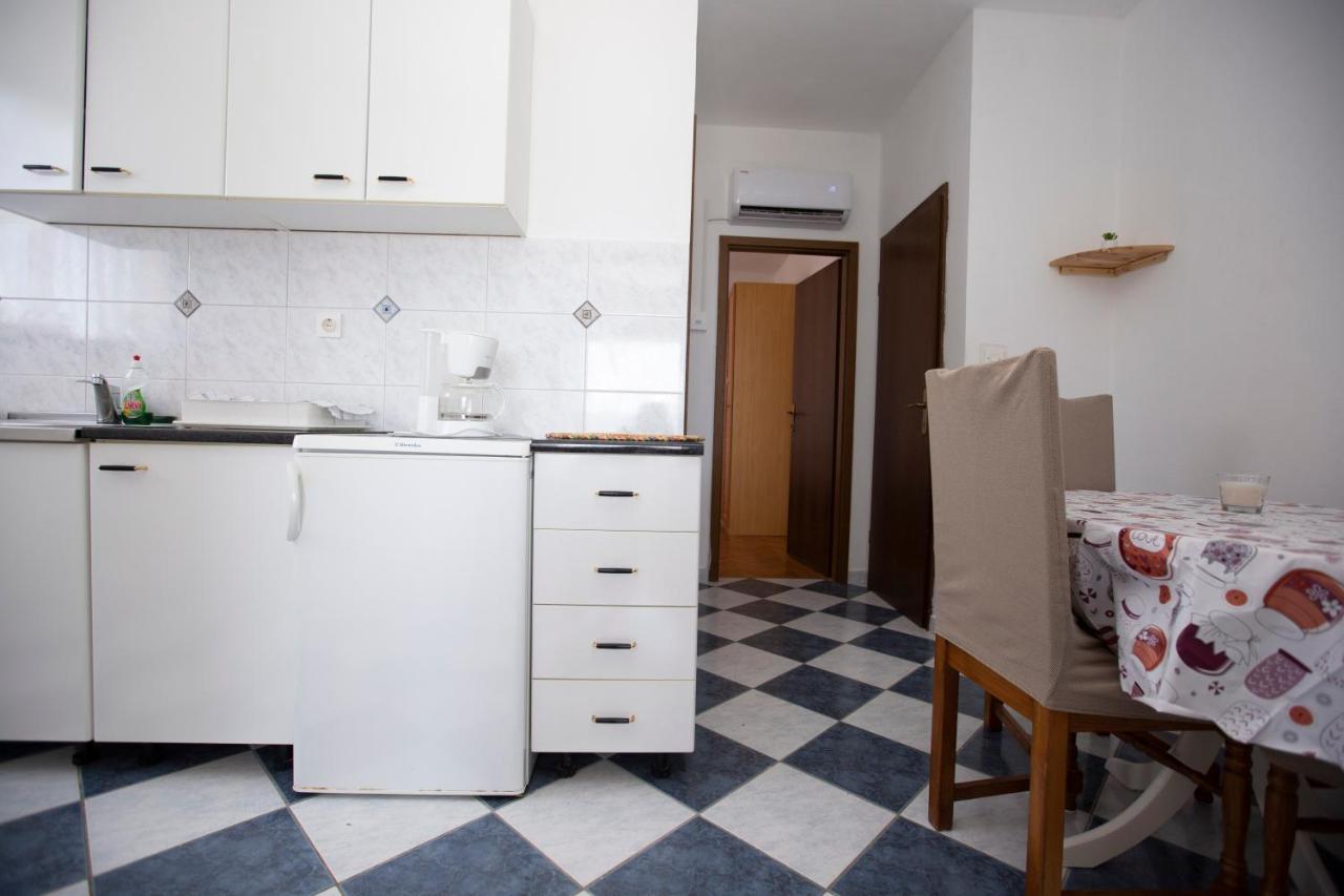Villa Tomasovic Lokva Rogoznica Buitenkant foto